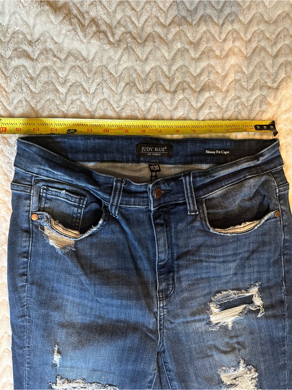 Judy Blue Distressed capris